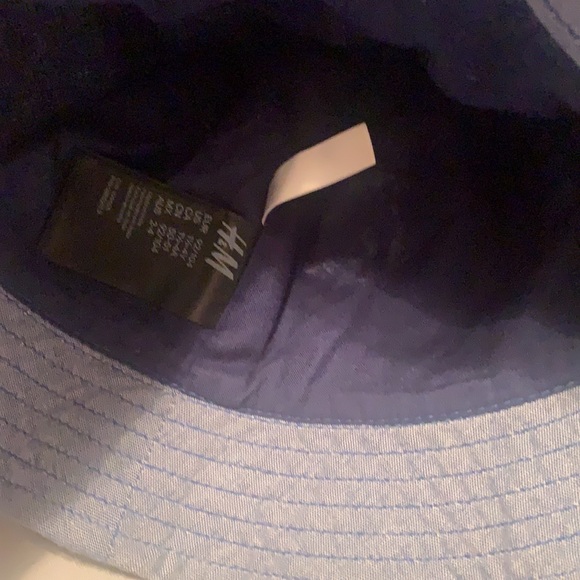 Bucket hat - Picture 2 of 2